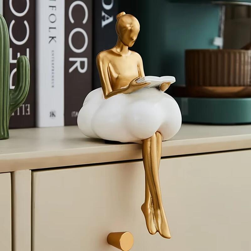 Nordic Cloud Dress Girl Statue - Resin Art Aesthetic recension och pris